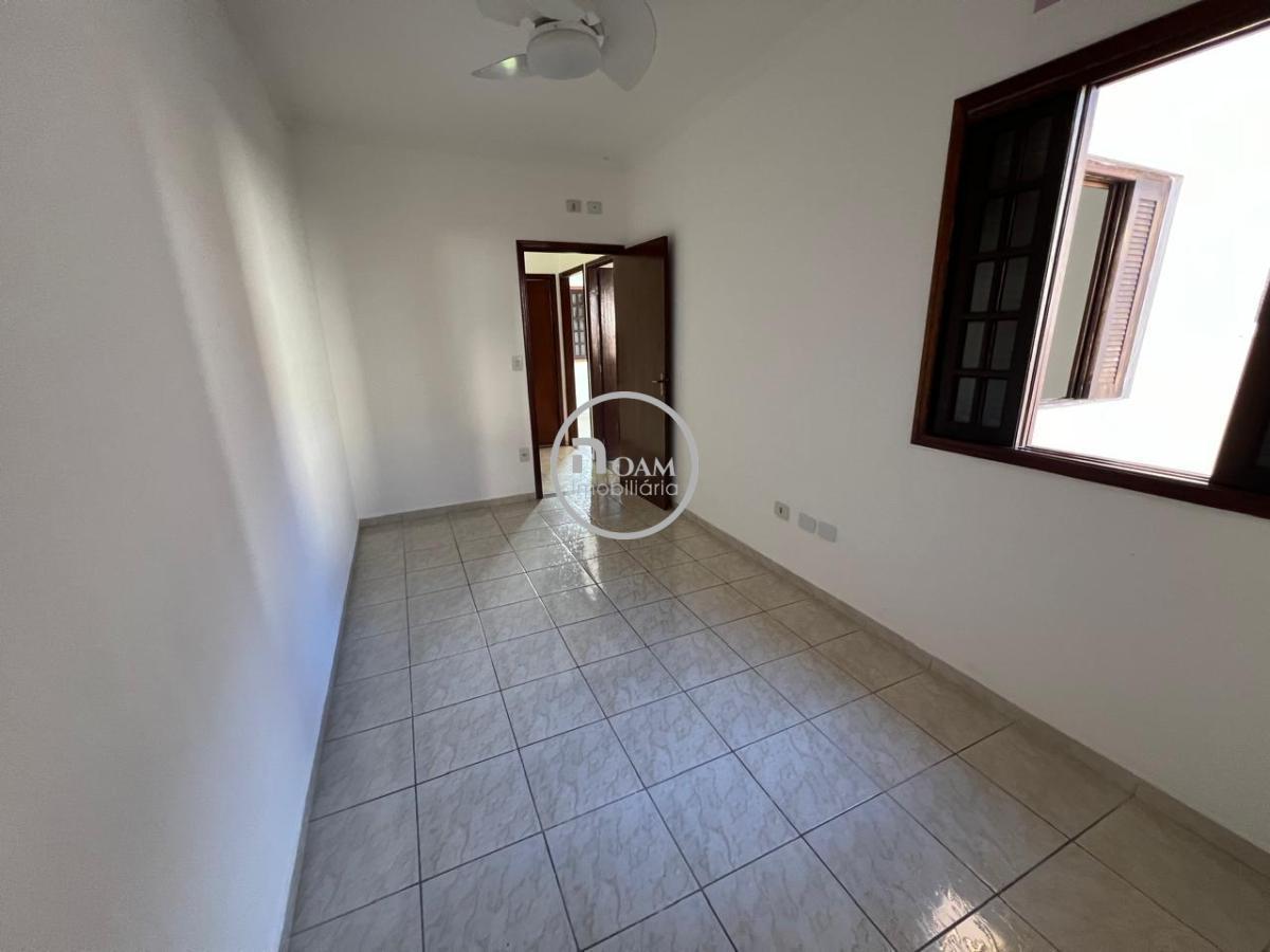 Casa à venda com 3 quartos, 125m² - Foto 8