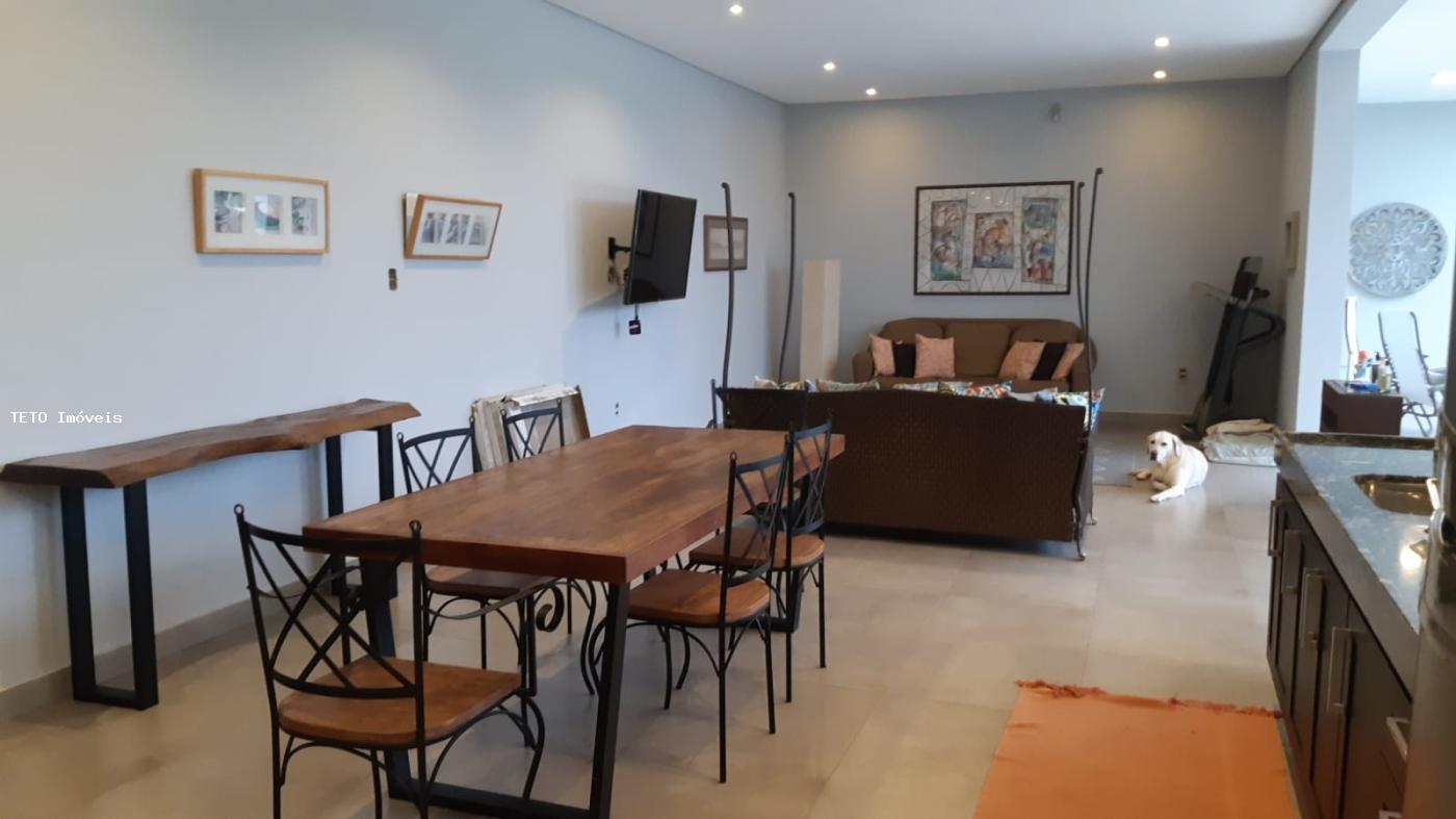 Casa à venda com 5 quartos, 940m² - Foto 11