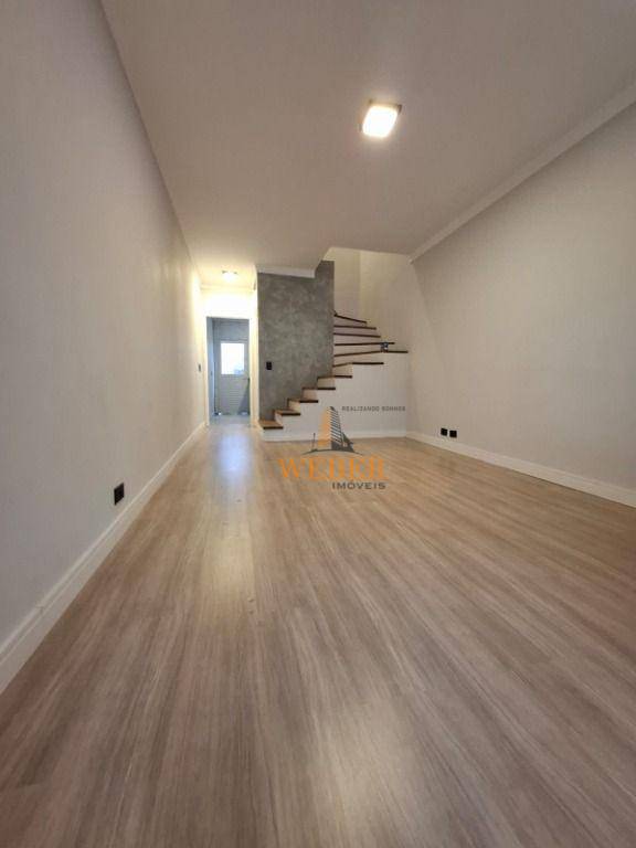 Sobrado à venda com 3 quartos, 110m² - Foto 4