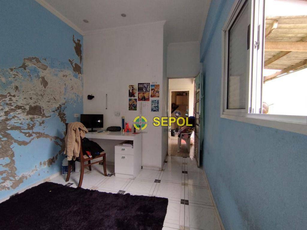 Casa à venda com 4 quartos, 250m² - Foto 25