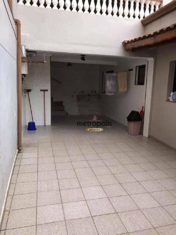 Casa à venda com 3 quartos, 301m² - Foto 16