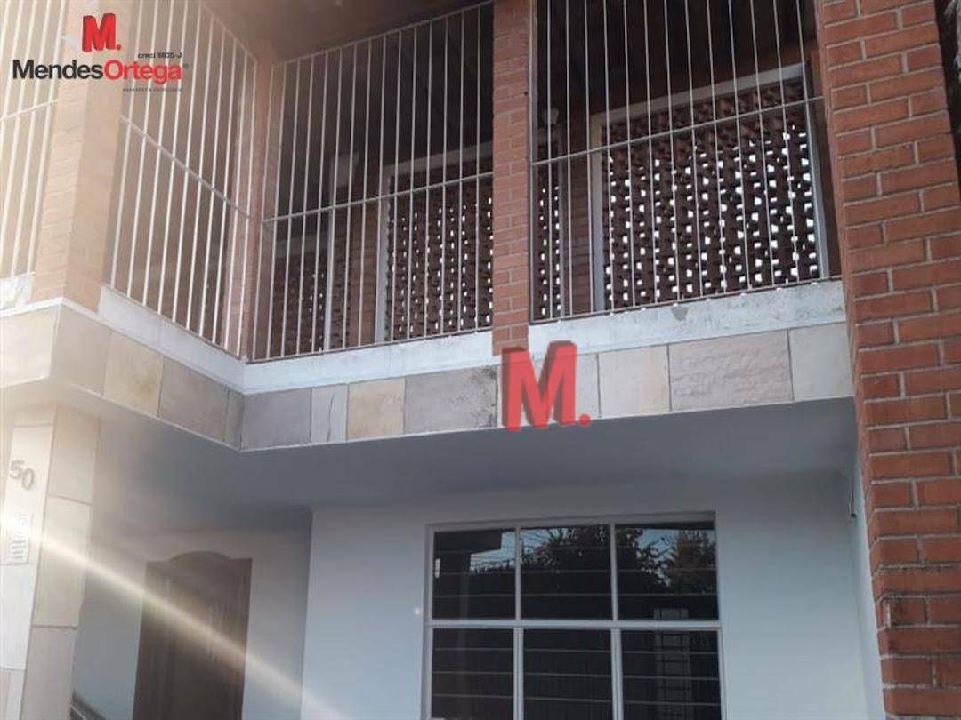 Casa à venda com 3 quartos, 250m² - Foto 2