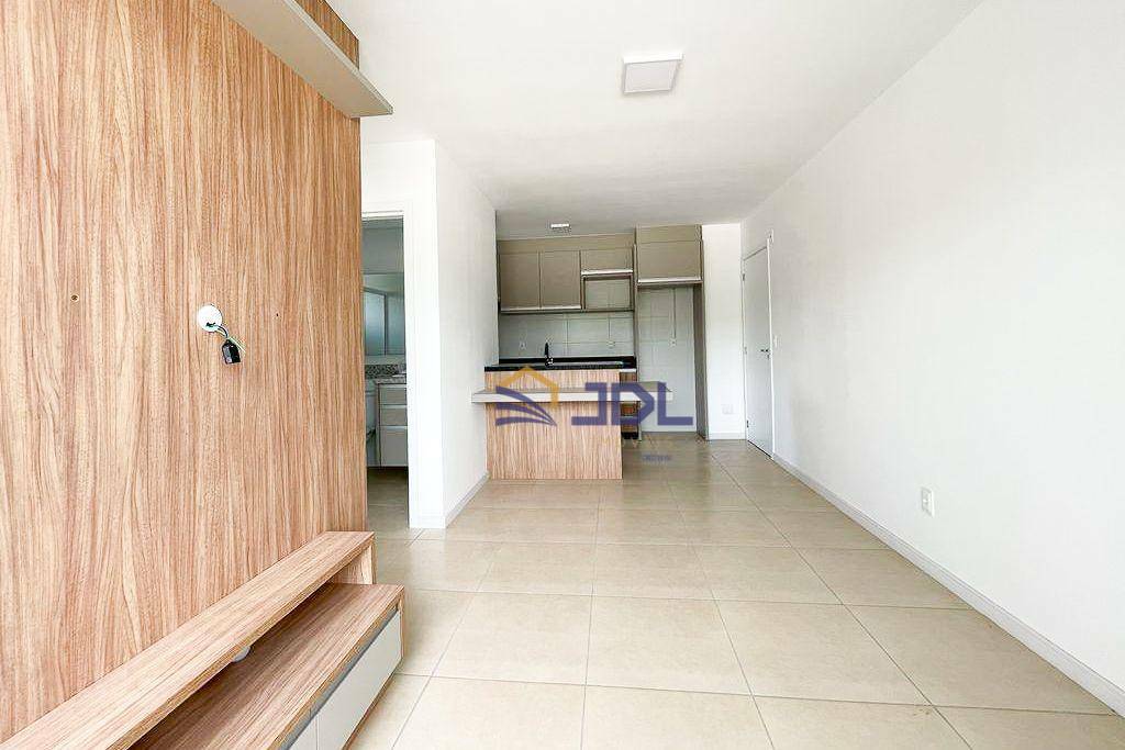 Apartamento à venda com 2 quartos, 60m² - Foto 1