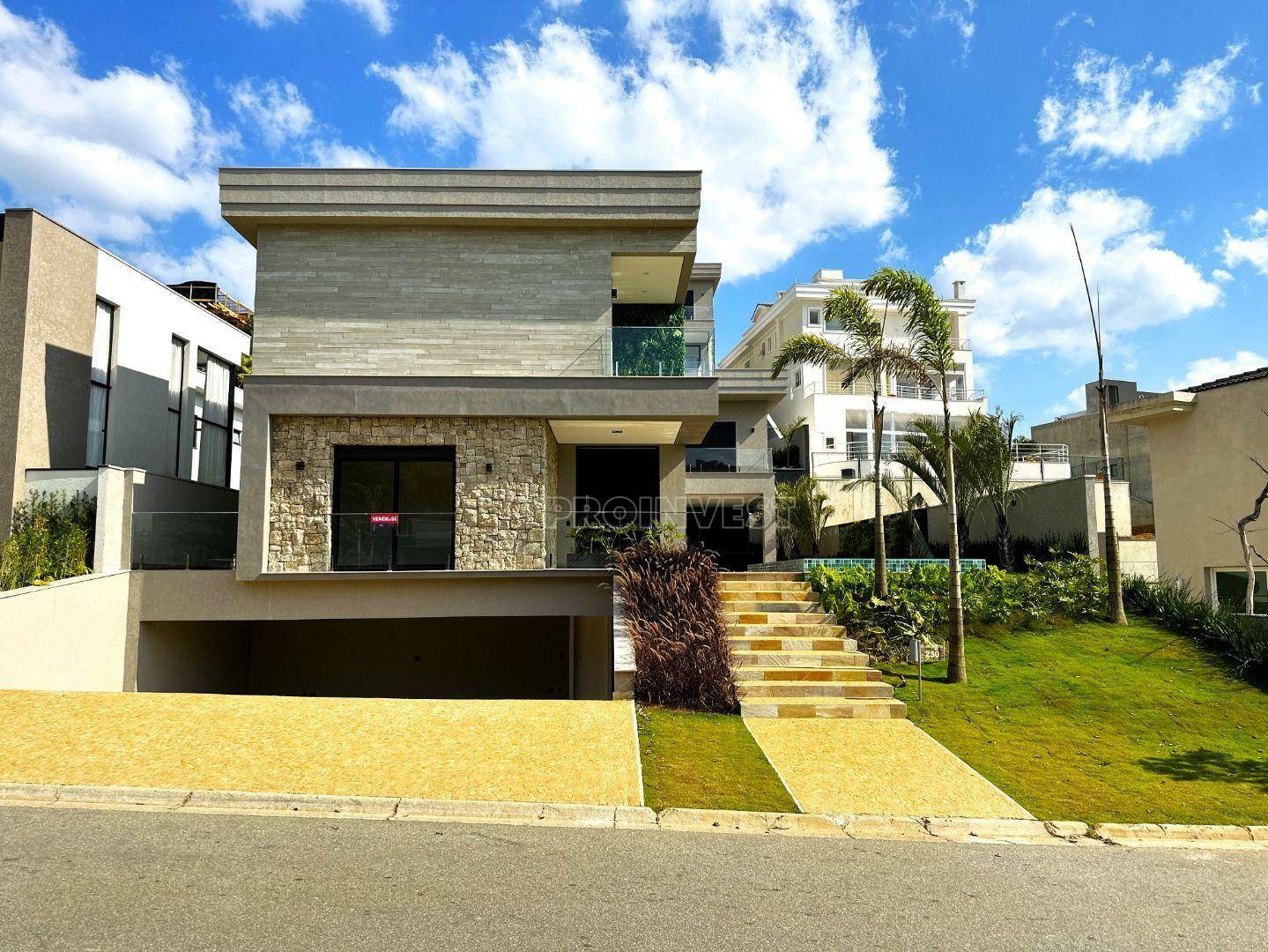 Casa de Condomínio à venda com 4 quartos, 569m² - Foto 2