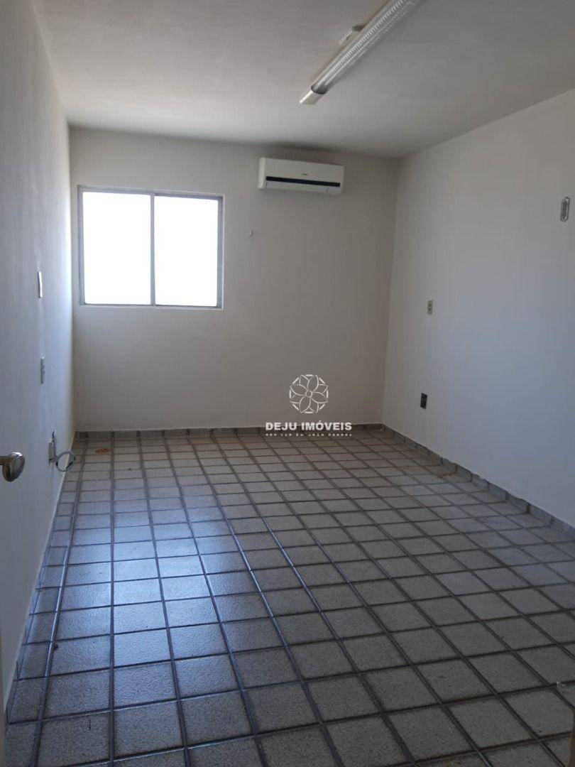 Apartamento à venda com 5 quartos, 300m² - Foto 2