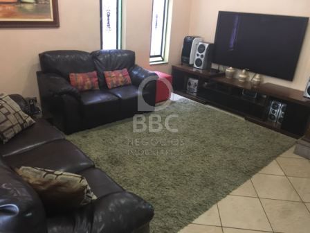 Sobrado à venda com 3 quartos, 320m² - Foto 3