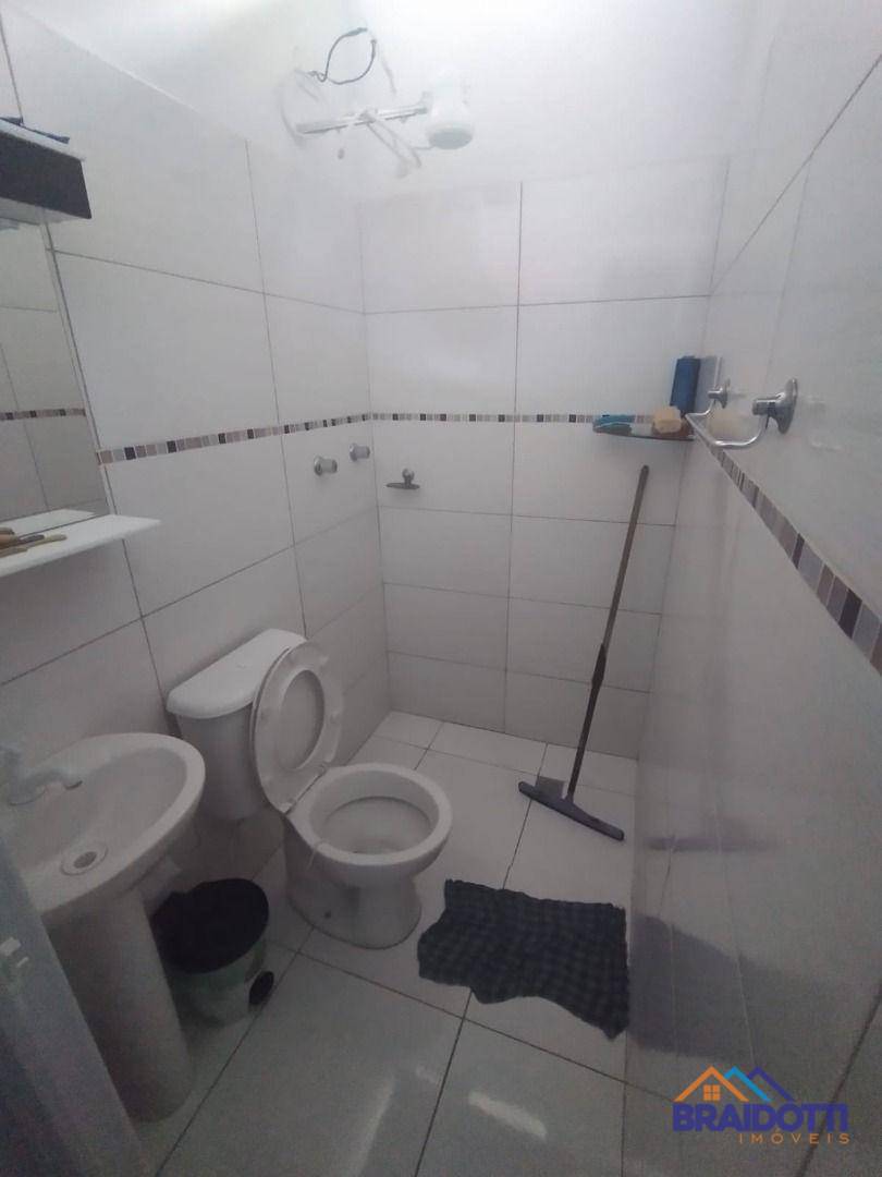 Casa à venda com 3 quartos, 200m² - Foto 7