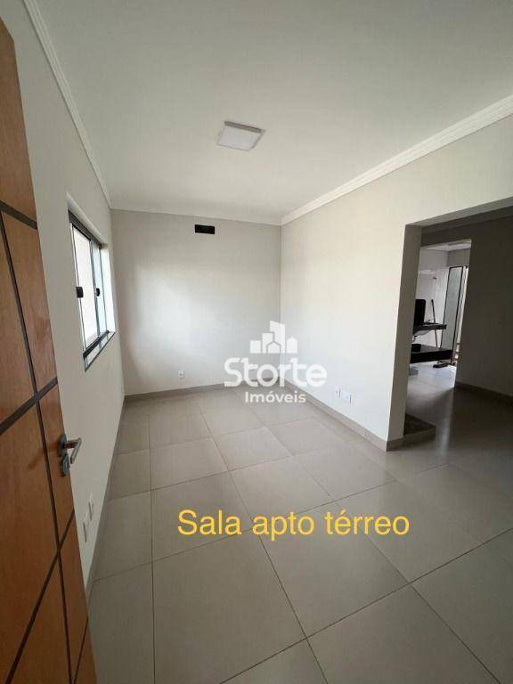 Apartamento à venda com 3 quartos, 75m² - Foto 6