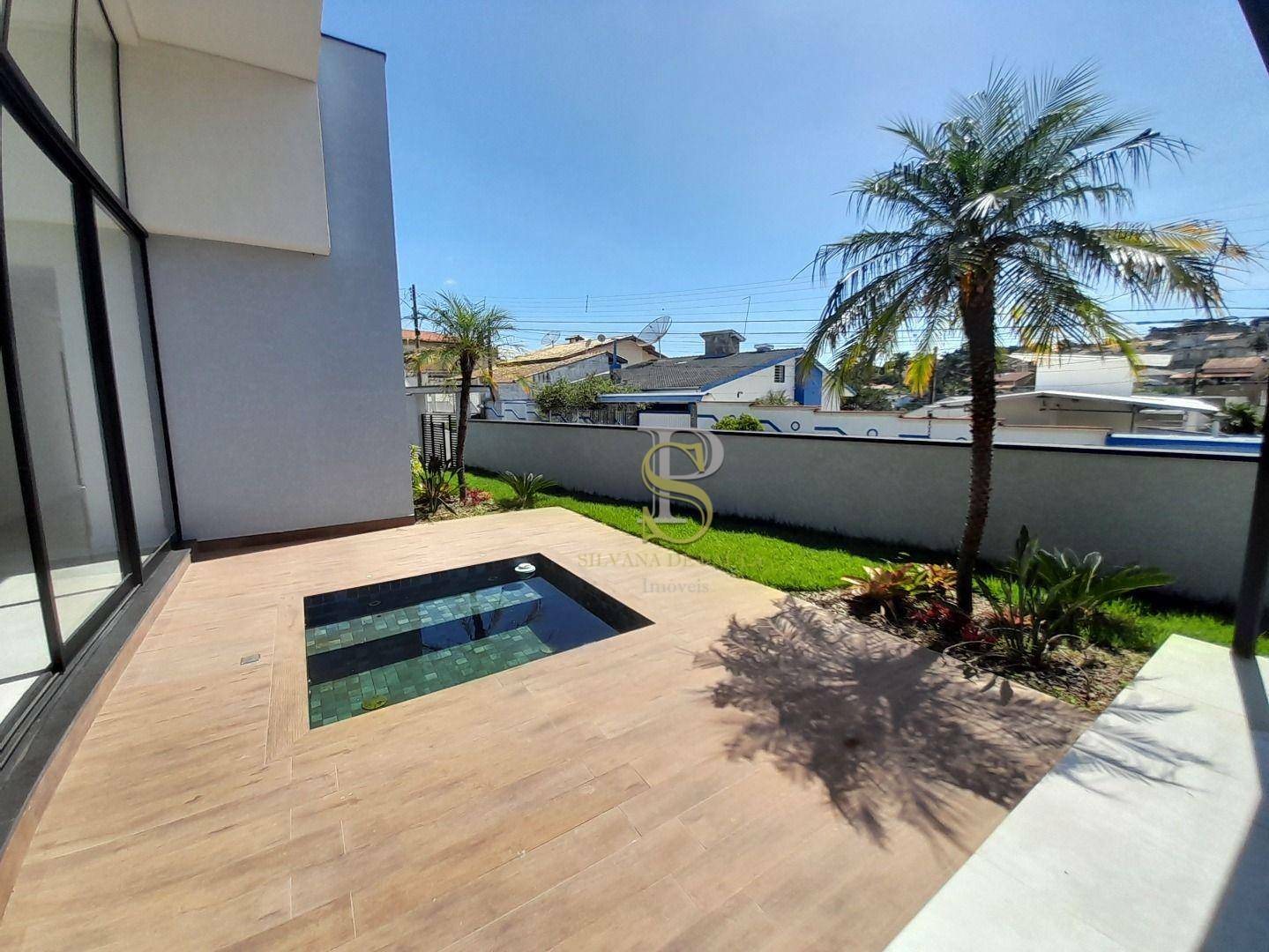 Casa à venda com 3 quartos, 235m² - Foto 5