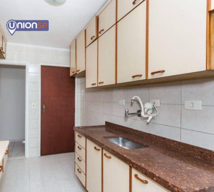 Apartamento à venda com 2 quartos, 72m² - Foto 10