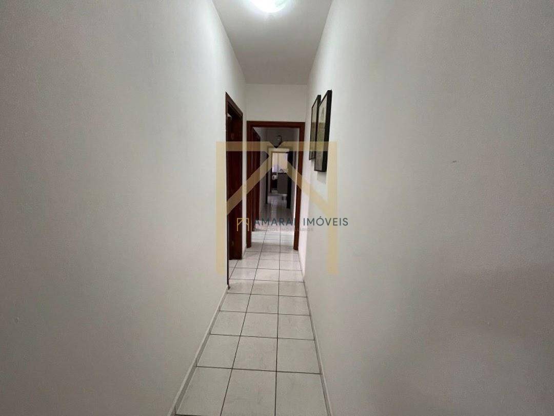 Casa à venda com 3 quartos, 125m² - Foto 16