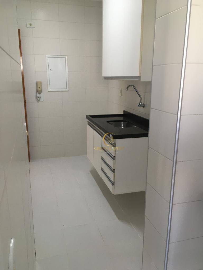 Apartamento para alugar com 2 quartos, 74m² - Foto 13