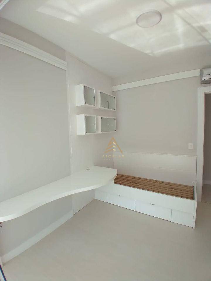 Apartamento à venda com 3 quartos, 138m² - Foto 9