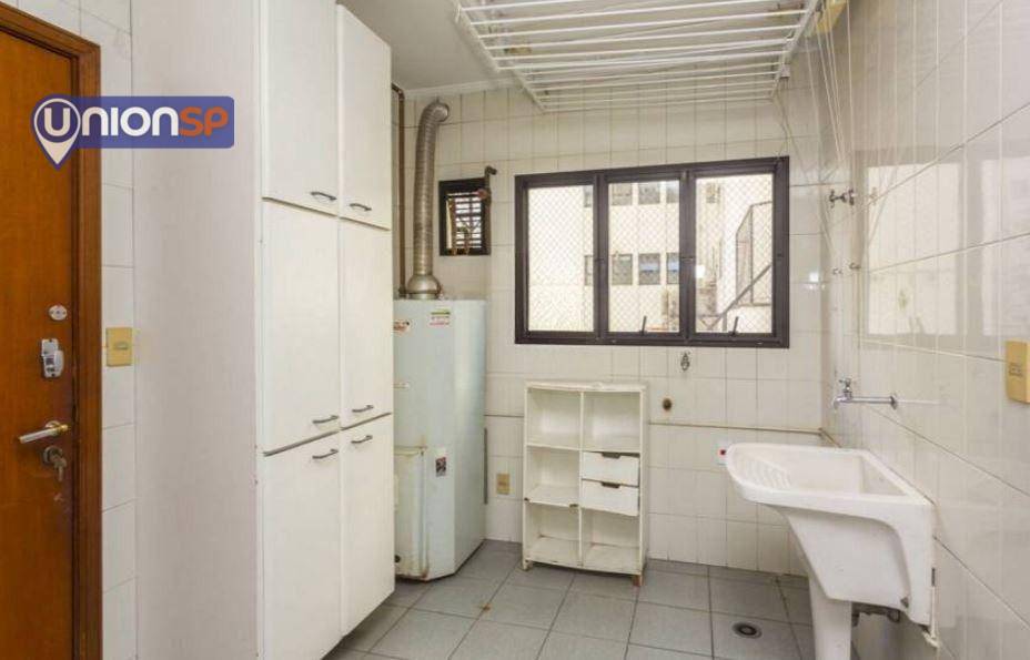 Apartamento à venda com 3 quartos, 197m² - Foto 19