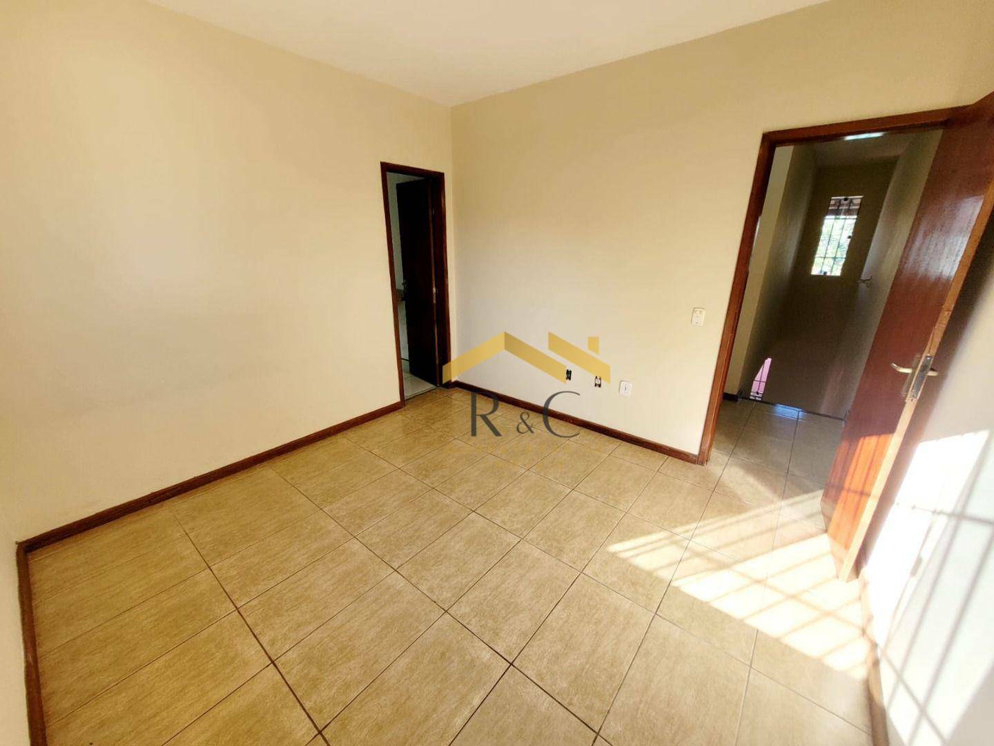 Casa à venda com 3 quartos, 110m² - Foto 15