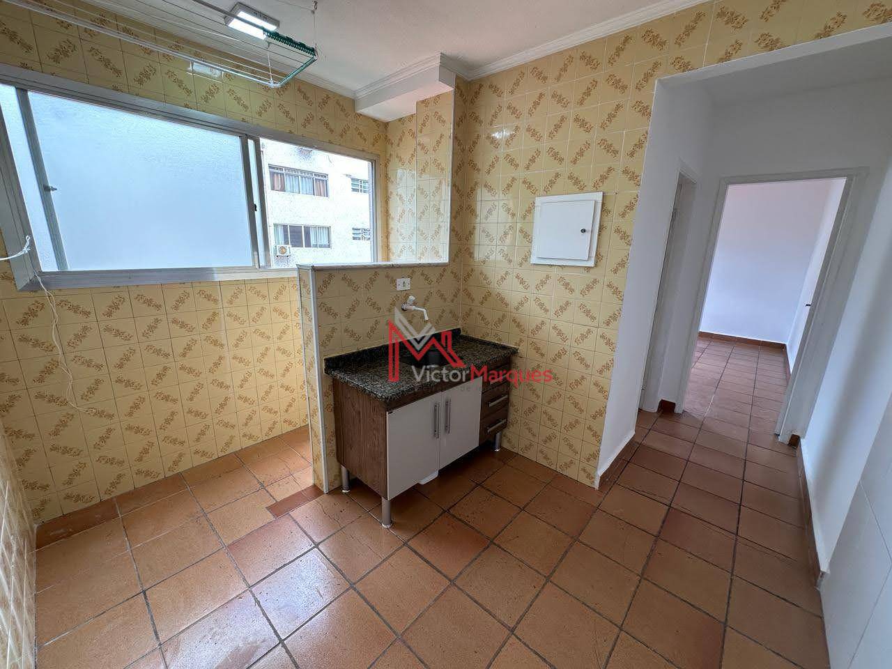 Apartamento à venda com 1 quarto, 42m² - Foto 1