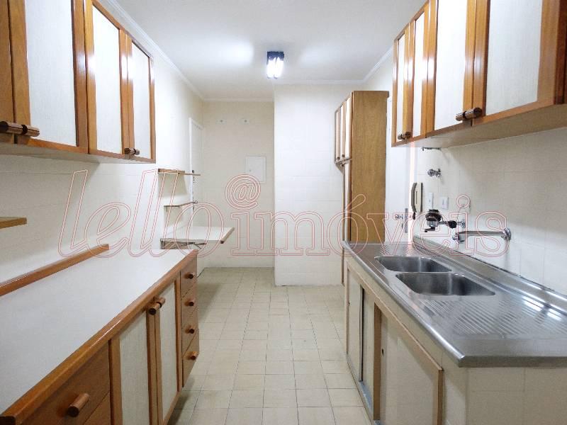 Apartamento para alugar com 3 quartos, 100m² - Foto 12