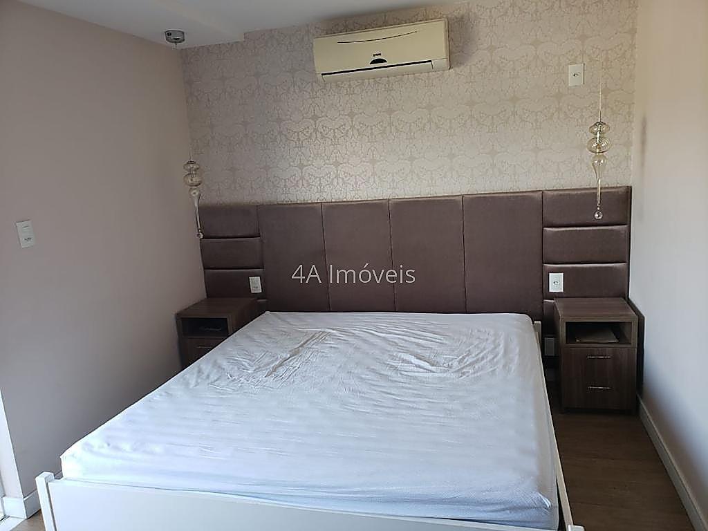 Casa à venda com 3 quartos, 276m² - Foto 14