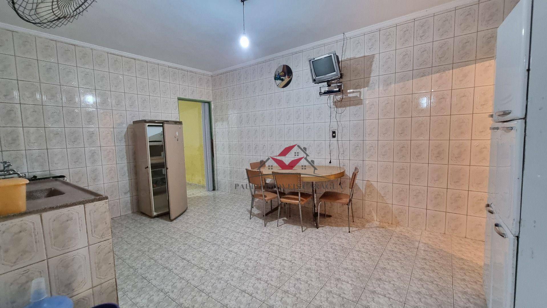 Casa de Condomínio à venda com 4 quartos, 232m² - Foto 7