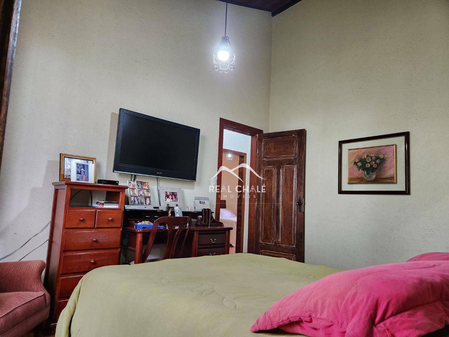 Casa de Condomínio à venda com 5 quartos, 216m² - Foto 15