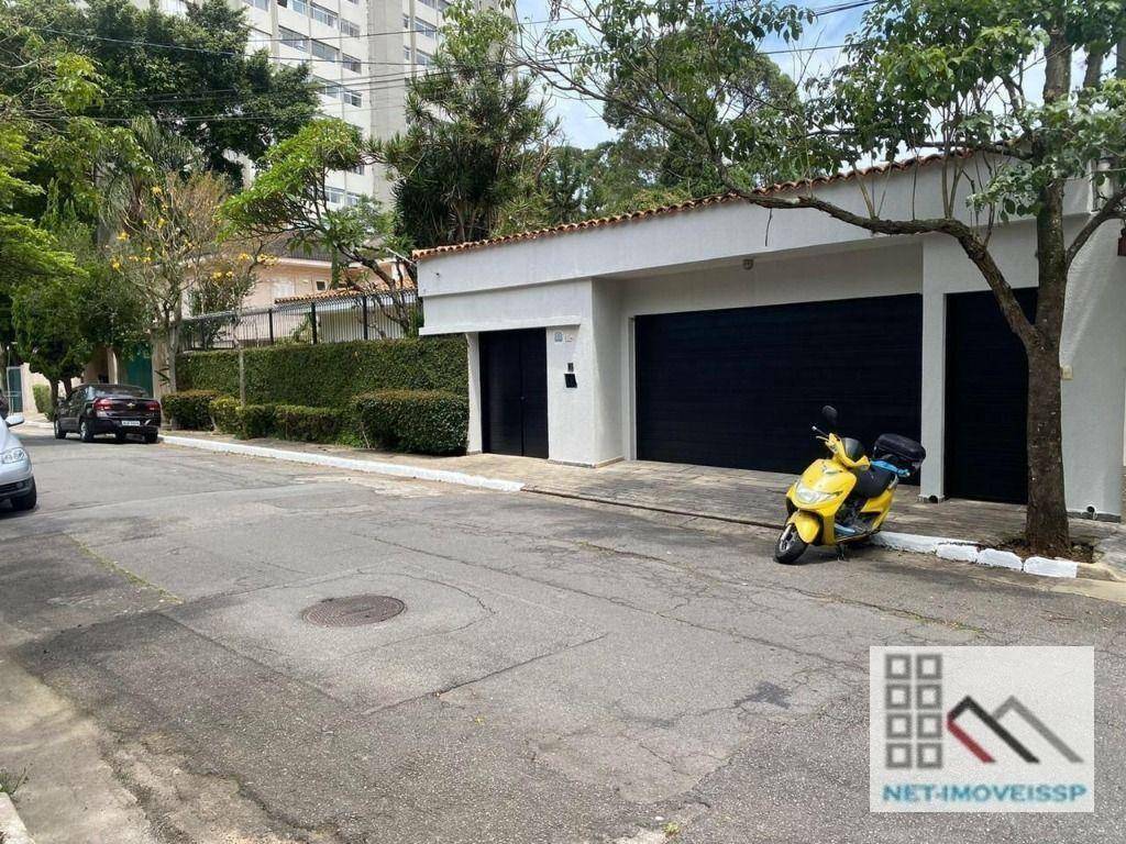 Casa à venda com 4 quartos, 450m² - Foto 2