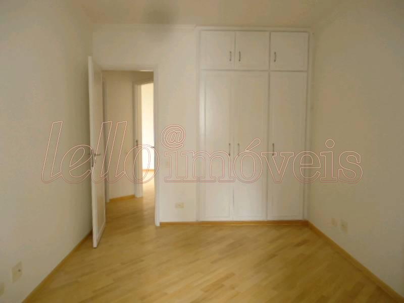 Apartamento para alugar com 2 quartos, 69m² - Foto 11