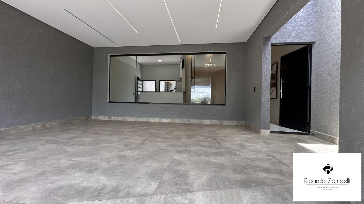 Casa à venda com 3 quartos, 140m² - Foto 2