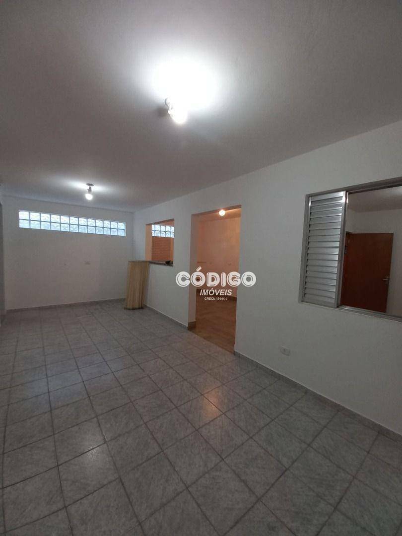 Casa para alugar com 2 quartos, 98m² - Foto 6