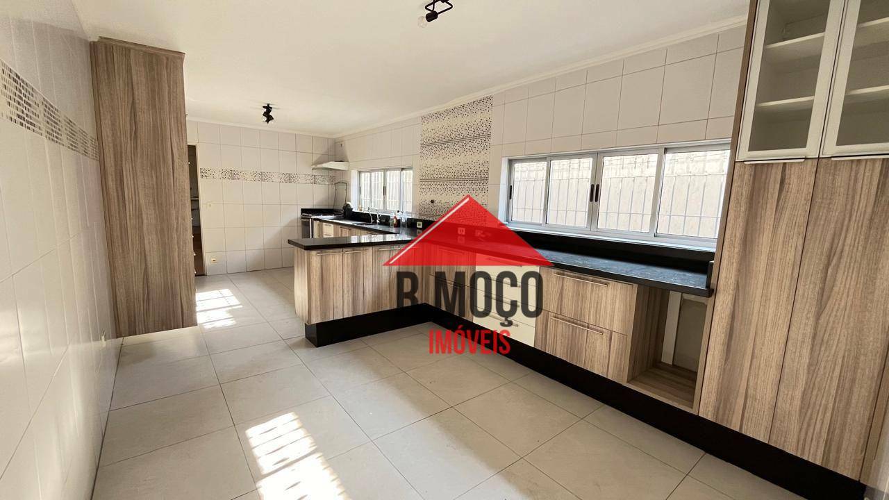 Sobrado para alugar com 3 quartos, 155m² - Foto 11