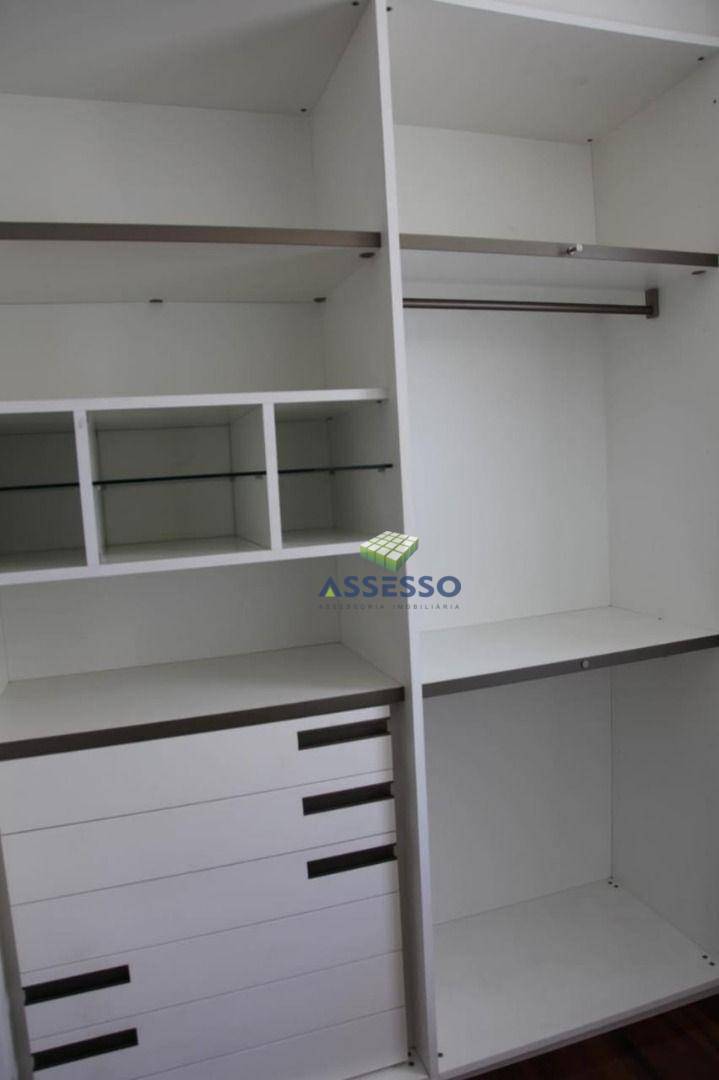 Casa à venda e aluguel com 5 quartos, 820m² - Foto 20