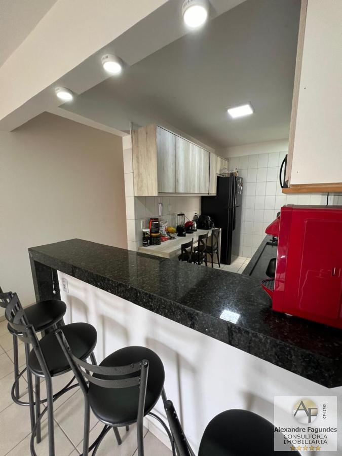 Apartamento à venda com 2 quartos, 64m² - Foto 8