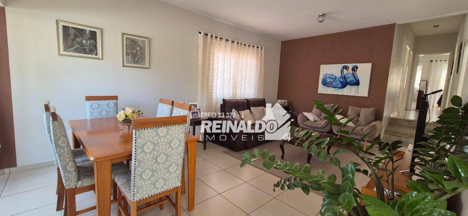 Casa à venda com 3 quartos, 127m² - Foto 1