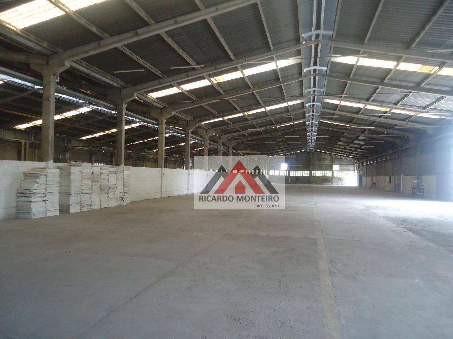 Depósito-Galpão-Armazém para alugar, 4898m² - Foto 1