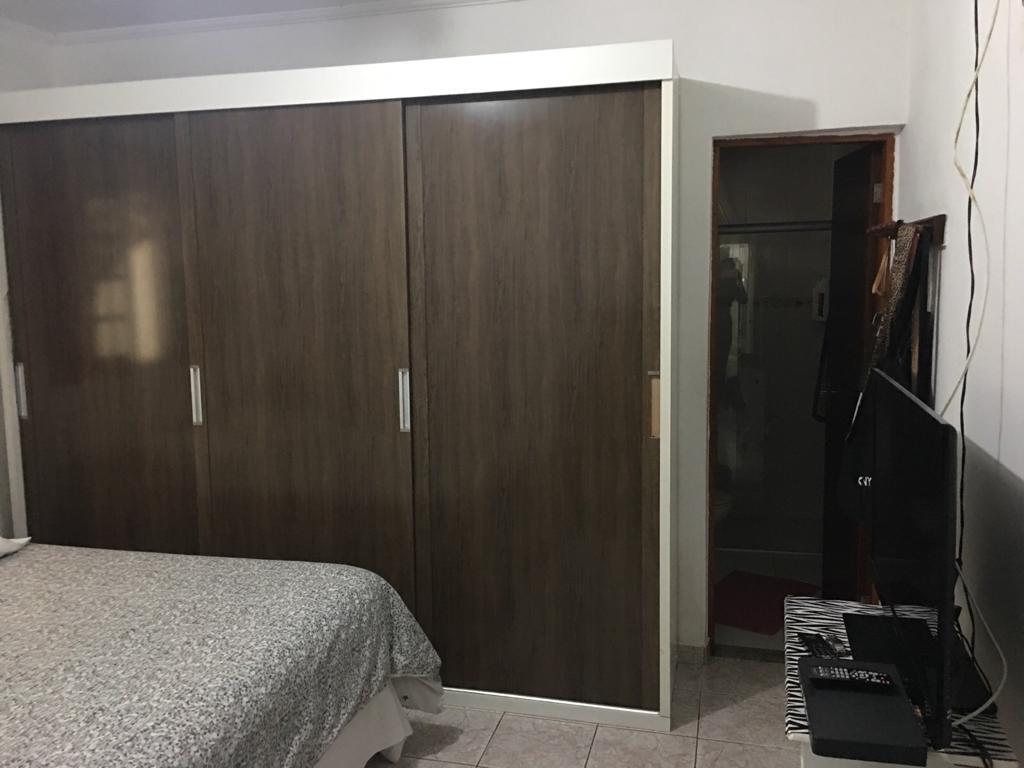 Casa à venda com 2 quartos, 125m² - Foto 8