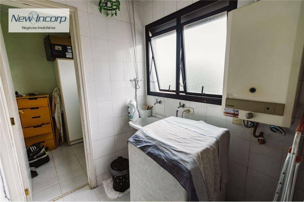 Apartamento à venda com 3 quartos, 121m² - Foto 33