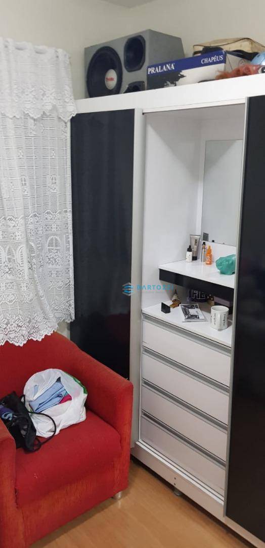 Apartamento à venda com 3 quartos, 87m² - Foto 11