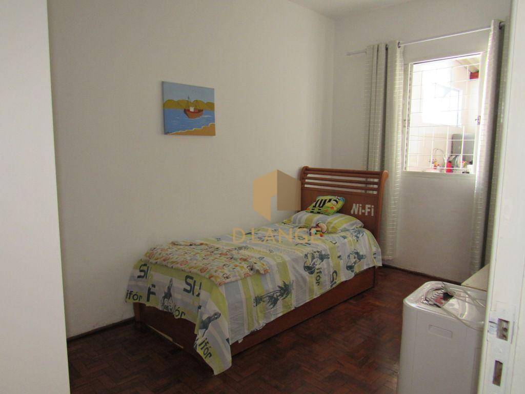 Casa à venda com 3 quartos, 141m² - Foto 7