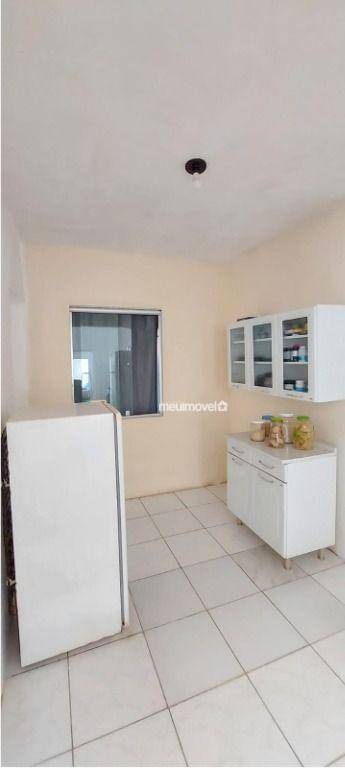 Casa à venda com 3 quartos, 180m² - Foto 14