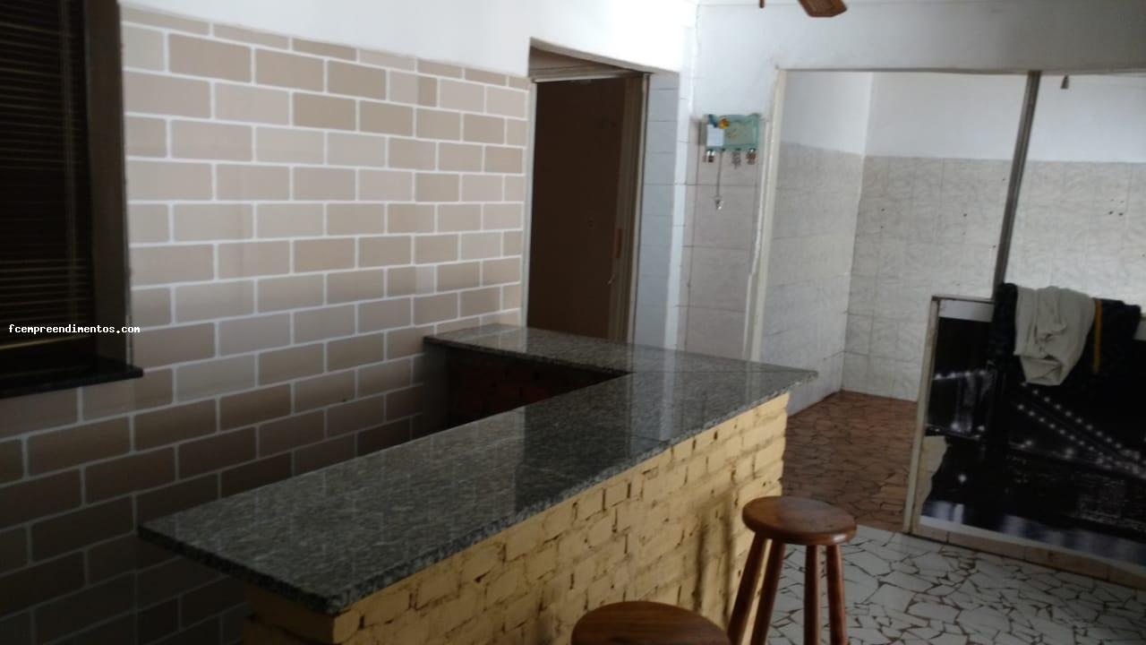 Casa à venda com 3 quartos, 297m² - Foto 15