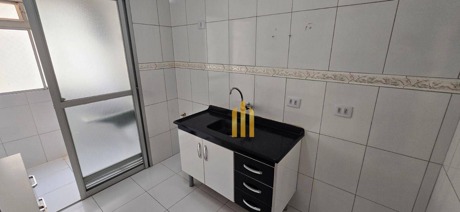 Apartamento para alugar com 2 quartos, 48m² - Foto 3