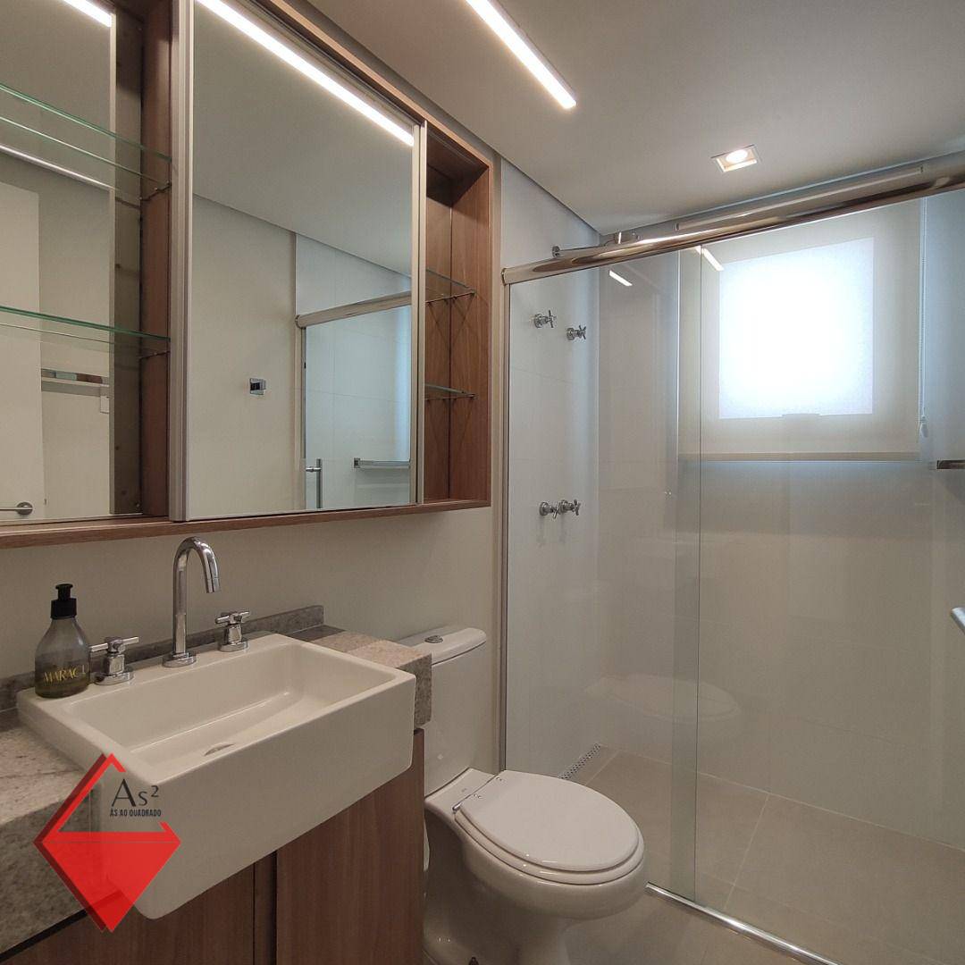 Apartamento à venda com 2 quartos, 70m² - Foto 30