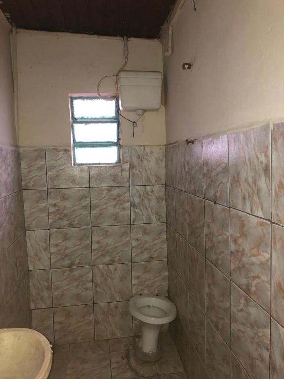 Casa à venda com 7 quartos, 250m² - Foto 19