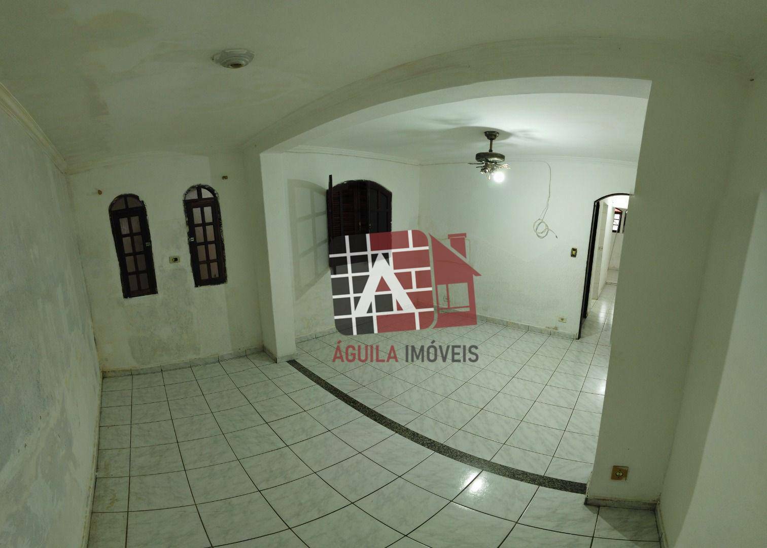 Sobrado à venda com 1 quarto, 140m² - Foto 1