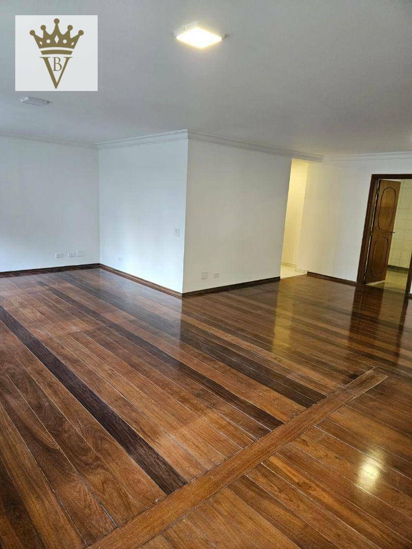 Apartamento para alugar com 3 quartos, 175m² - Foto 1