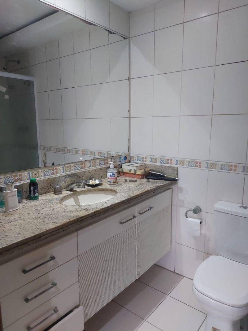 Apartamento à venda com 3 quartos, 115m² - Foto 9