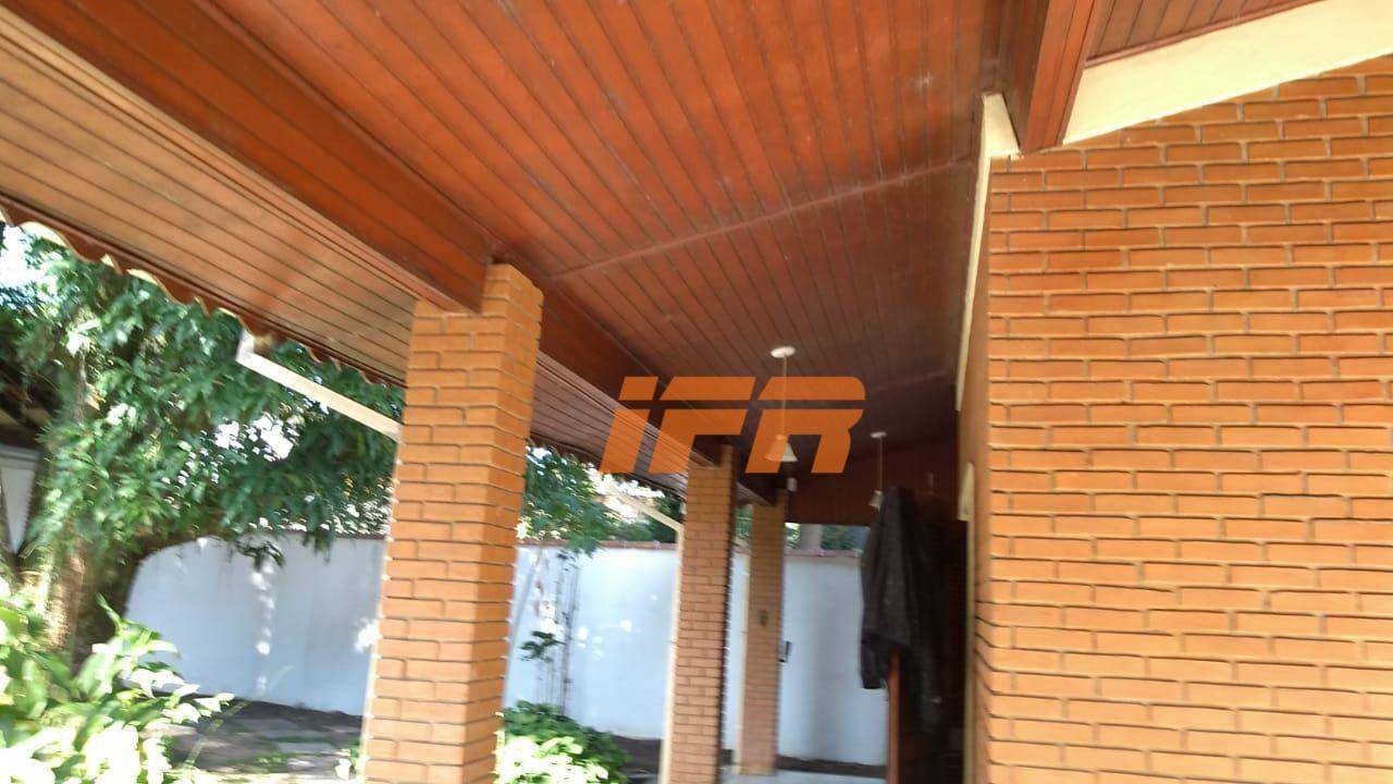 Chácara à venda com 4 quartos, 147m² - Foto 40