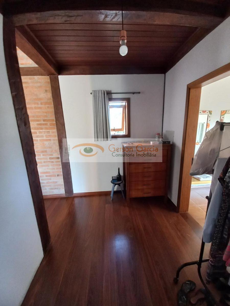 Casa de Condomínio para alugar com 4 quartos, 468m² - Foto 28