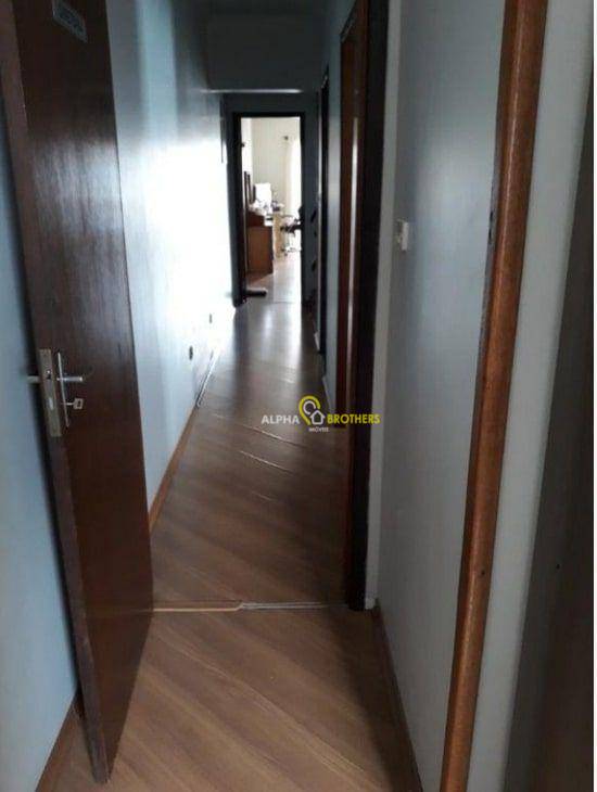 Casa à venda com 3 quartos, 238m² - Foto 27