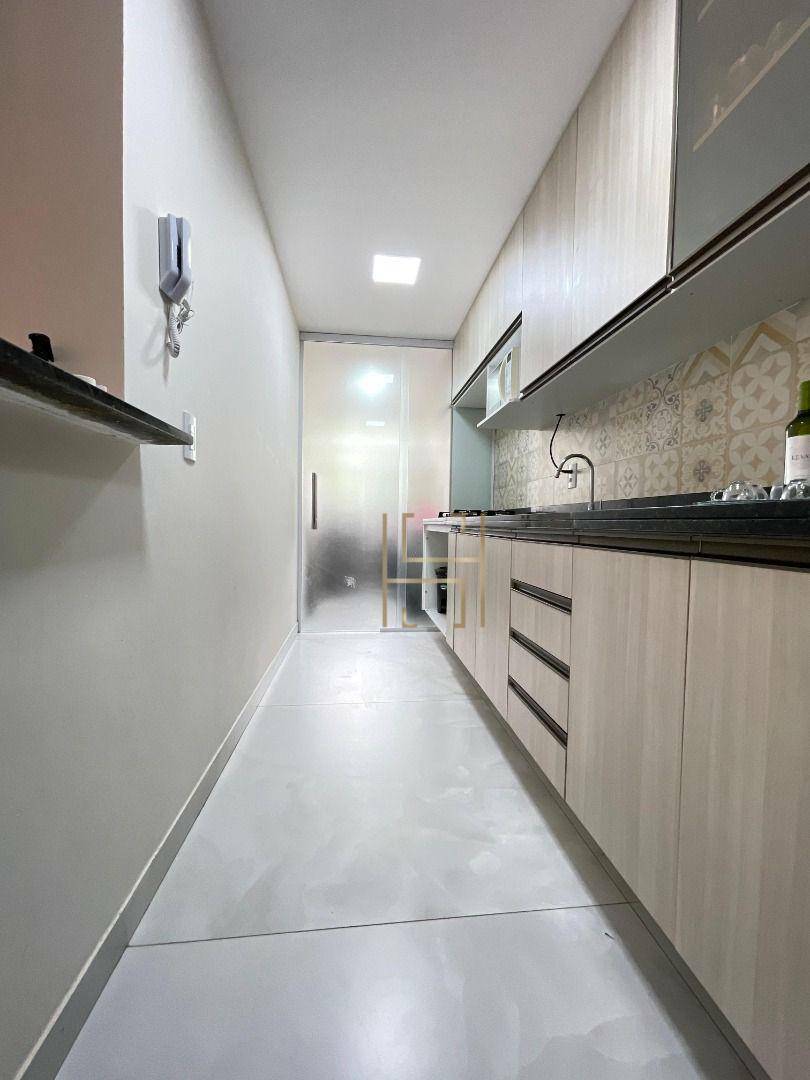 Apartamento à venda com 3 quartos, 73m² - Foto 5