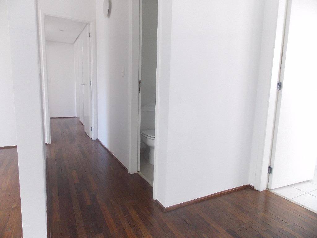 Apartamento para alugar com 3 quartos, 158m² - Foto 7